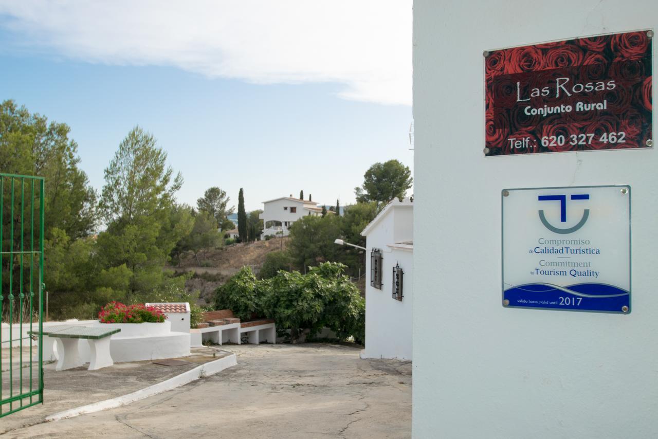 Conjunto Rural Las Rosas Frigiliana Bagian luar foto