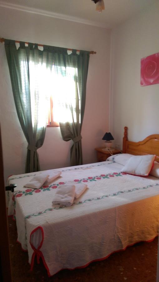 Conjunto Rural Las Rosas Frigiliana Bagian luar foto